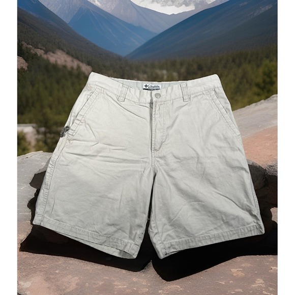 Columbia Pants - VTG Columbia Cargo Shorts Women's 10 Ivory 100% Cotton Zip-Fly Snap‎ Button